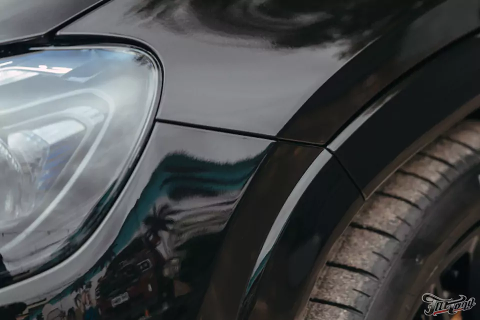 Окрас деталей Mercedes GLS после некачественных работ, оклейка полиуретаном, окрас дисков и суппортов, антихром, комплекс детейлинг-услуг